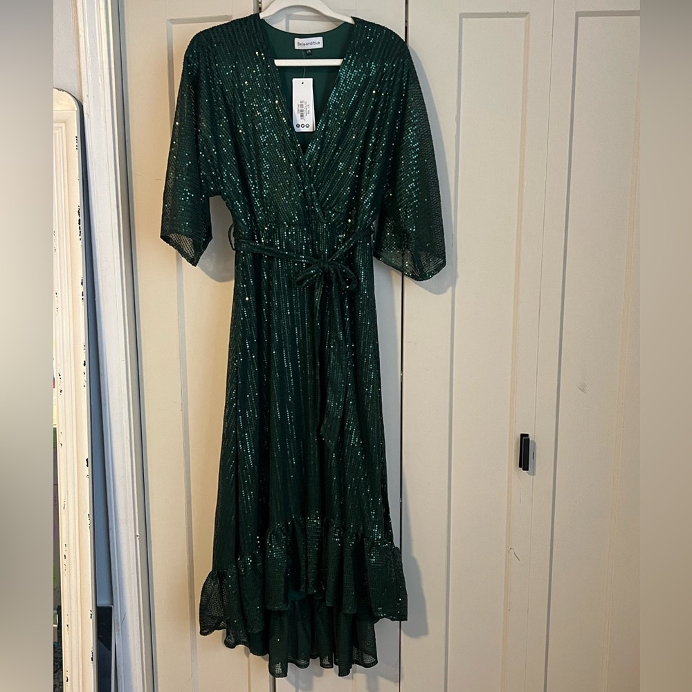 NWT Green Sequin Plunge Maxi Dress perfect for Mardi Gras
